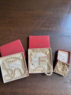 Majolica barroque Pearl Necklace Set - Elegant Ivory Pearls